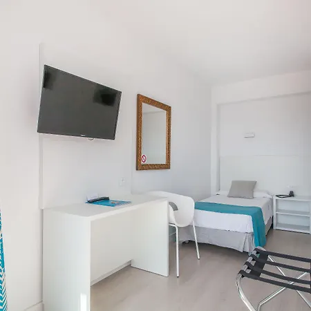 Bluesea Arenal Tower Adults Only ホテル 3*