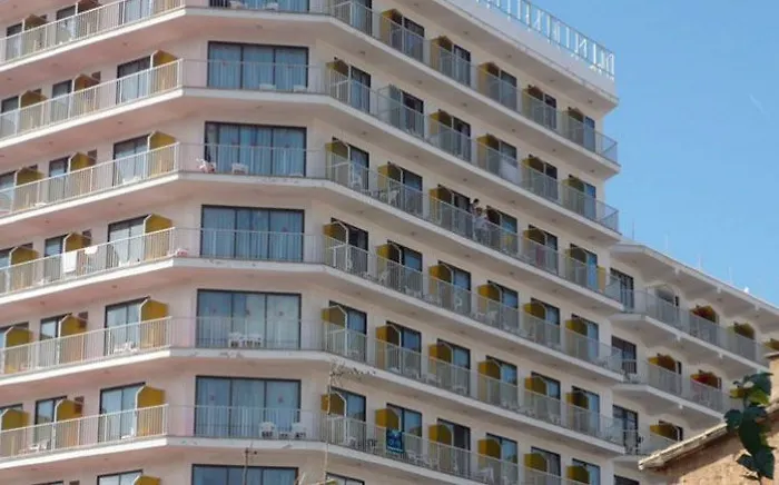 فندق Bluesea Arenal Tower Adults Only 3*