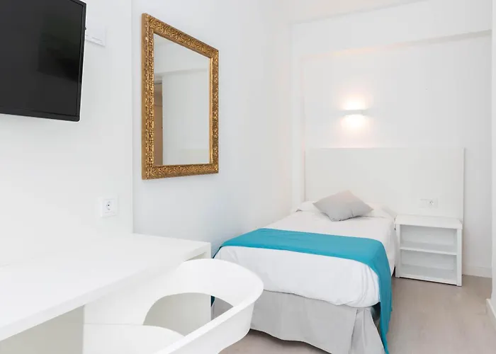 Bluesea Arenal Tower Adults Only فندق