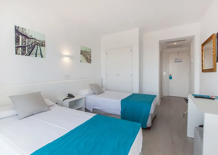 فندق Bluesea Arenal Tower Adults Only 3*