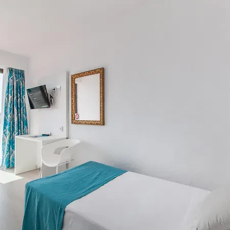 Bluesea Arenal Tower Adults Only ホテル 3*