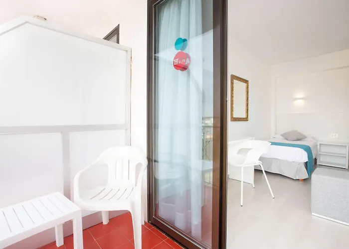 Bluesea Arenal Tower Adults Only 3* 埃尔阿雷纳尔